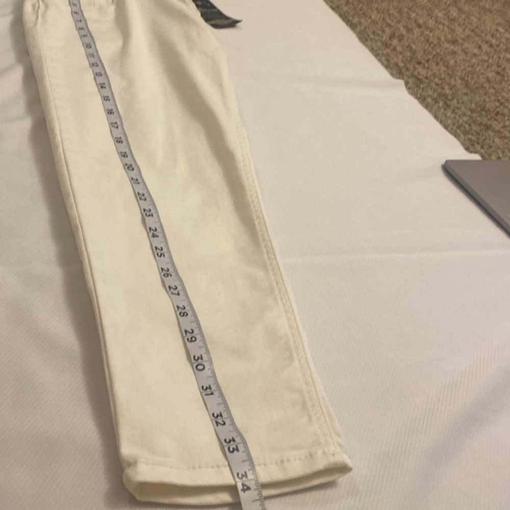 Baccini Authentic Quality White Denim Jeans - Picture 11 of 13